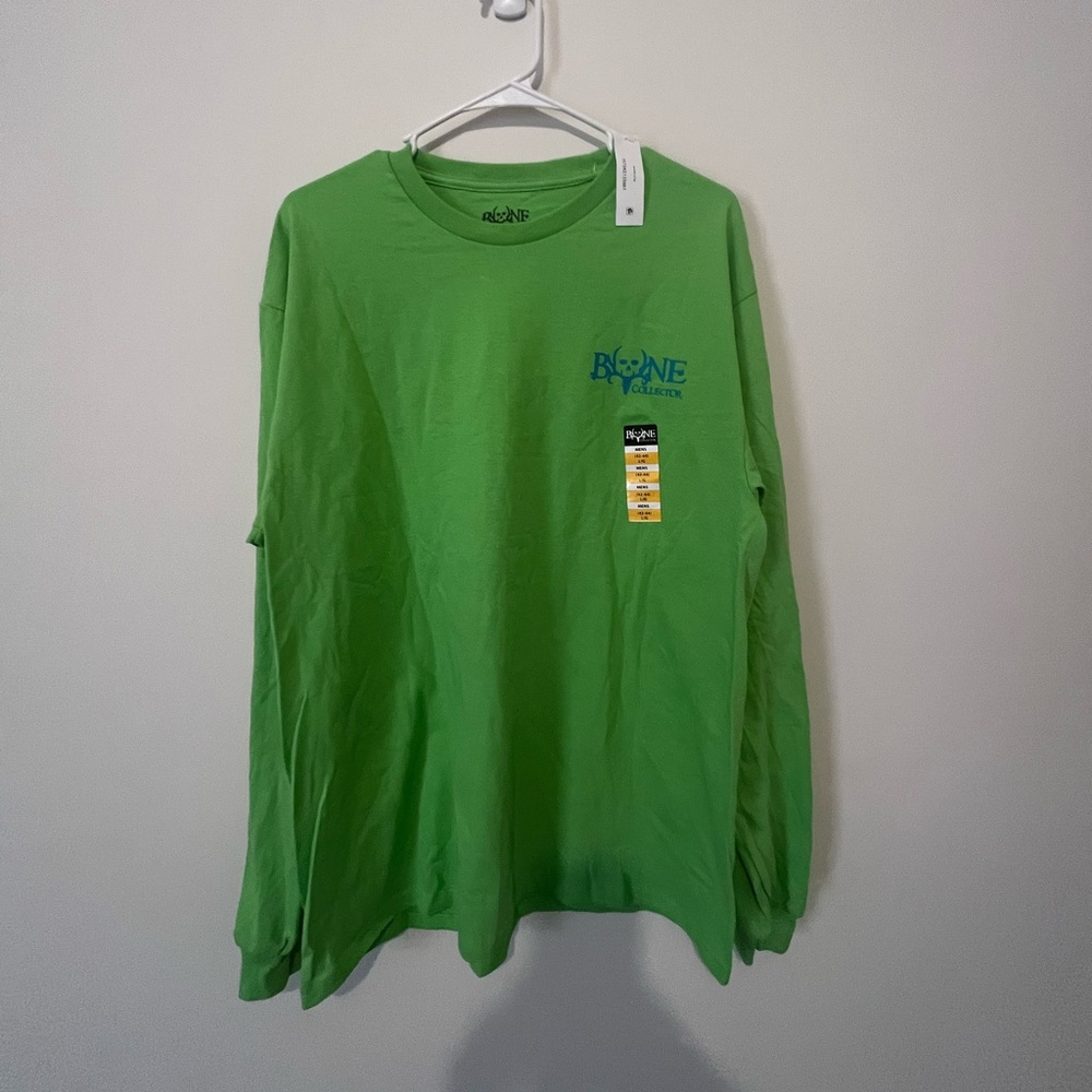 Bone collector t-shirt. Size L